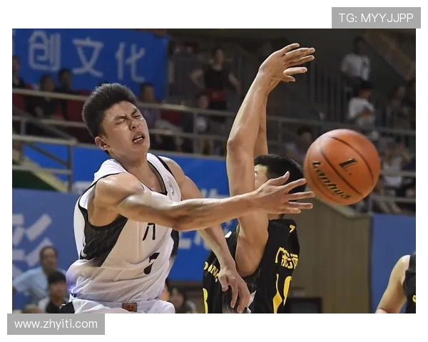 武汉篮球队的快速进攻与防守策略解析与未来展望