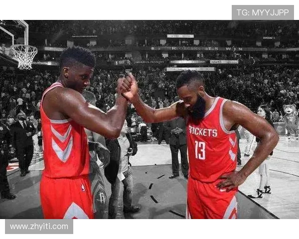 卡佩拉与奥卡福对决分析谁能在内线占据优势