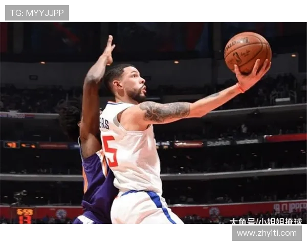 快船与火箭激战正酣里弗斯如何应对强敌挑战