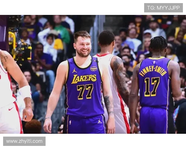 湖人队与火箭精彩对决视频回放全程回顾与精彩瞬间分析