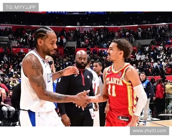 特雷杨引领新一代篮球风潮展现无限潜力与激情