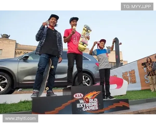 成都极限运动队在滑板精英赛中以66分稳居积分榜首位